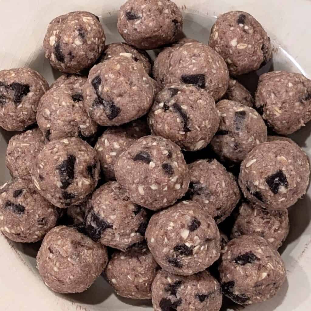 Image of Chocolate Chip Cookie Dough Energy Balls
