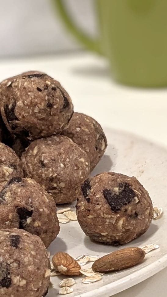 Image of Chocolate Chip Cookie Dough Energy Balls