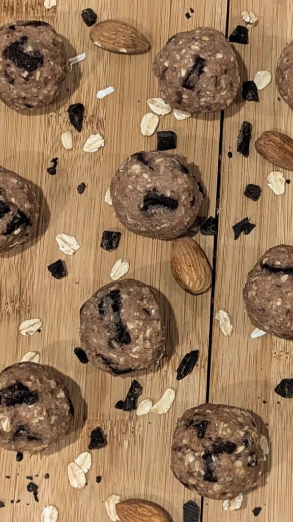 Image of Chocolate Chip Cookie Dough Energy Balls