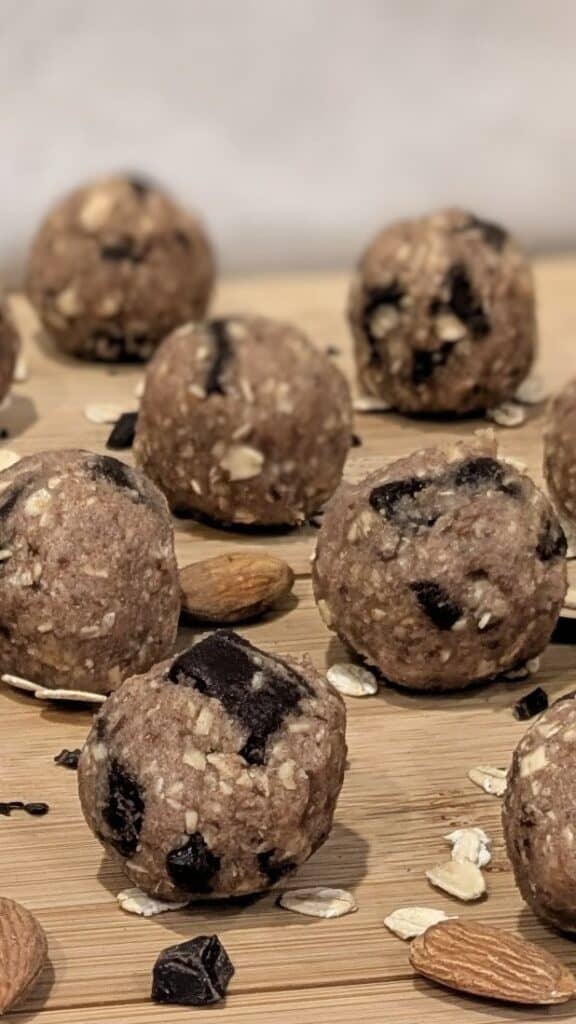 Image of Chocolate Chip Cookie Dough Energy Balls