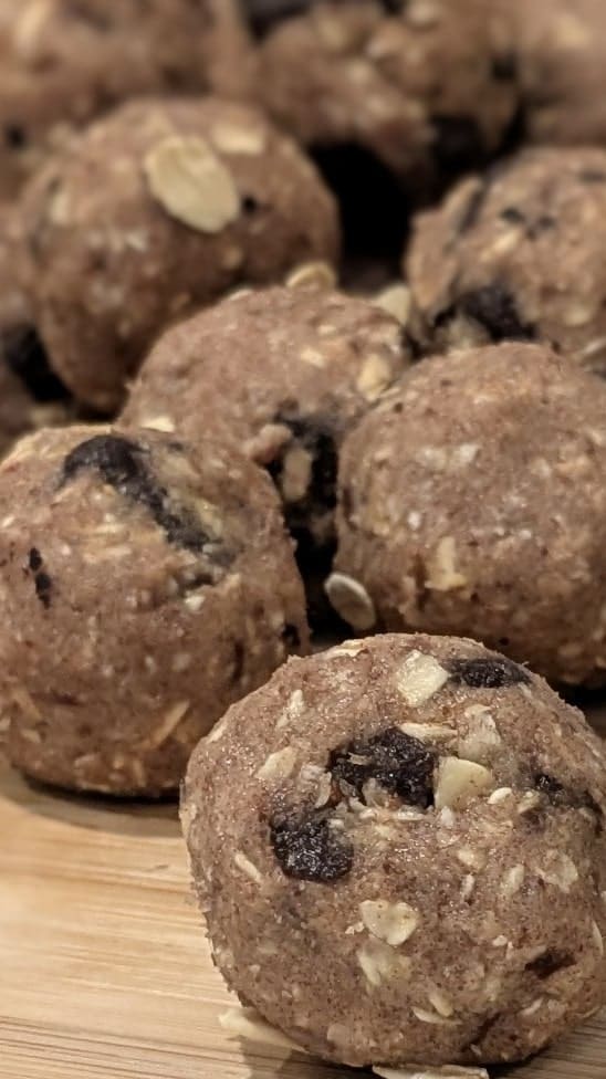 Image of Chocolate Chip Cookie Dough Energy Balls