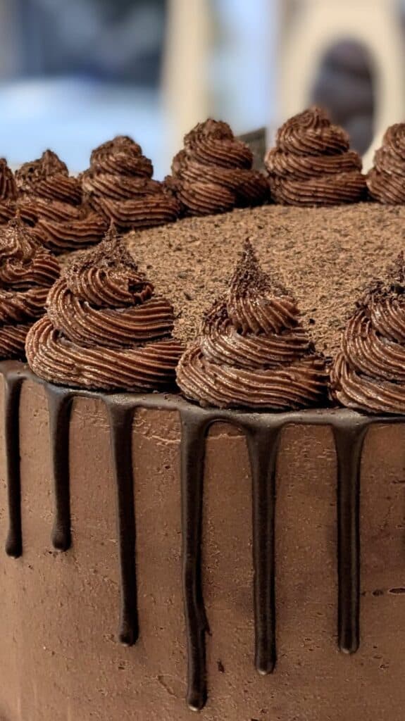 Image of Chocolate Tahini Buttercream Frosting on a cake