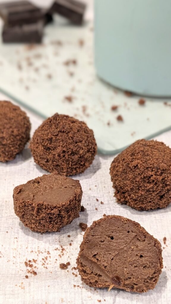 Image of Chocolate Cheesecake Balls