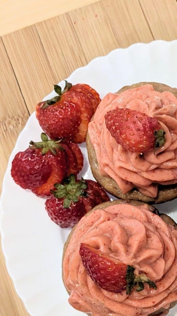 Image of Strawberry Buttercream Frosting