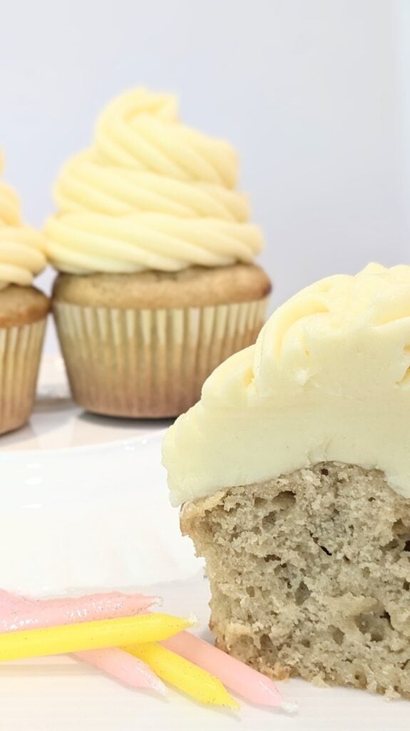Image of Vanilla Cupcakes 