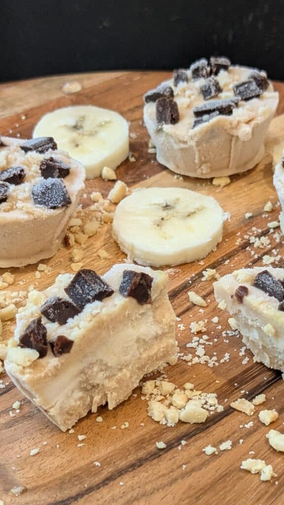 Peanut Butter Banana Frozen Yogurt Bites