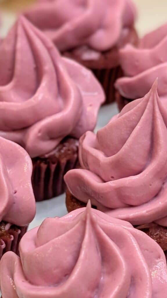 Naturally Sweetened Cream Cheese Frosting